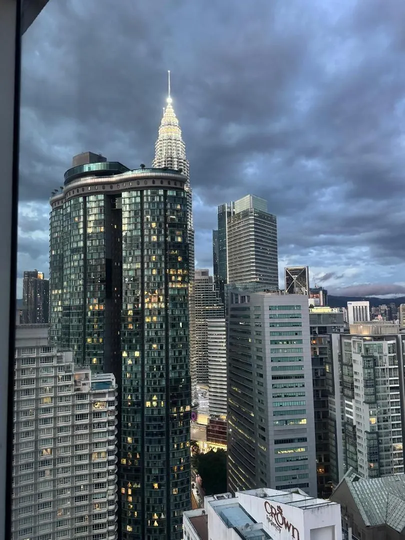 Vortex Suite Klcc By Exclusive Suites